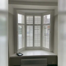 Small bay window