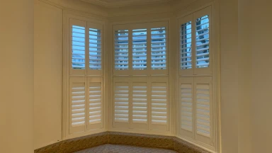 Tier on tier window shutters