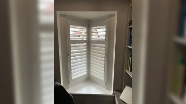 Small bay window shutters
